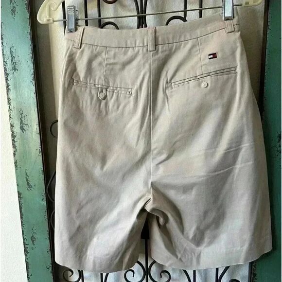 Tommy Hilfiger Women Golf Shorts Camel/ Khaki/Tan Flat Front. Size 4. - Picture 5 of 5